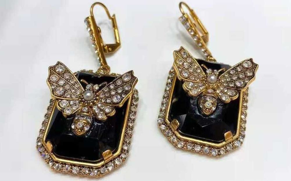 Alexander McQueen kolczyki motyle