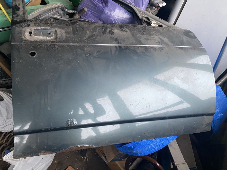 Продам дверь передняя правая приора Ваз 2110