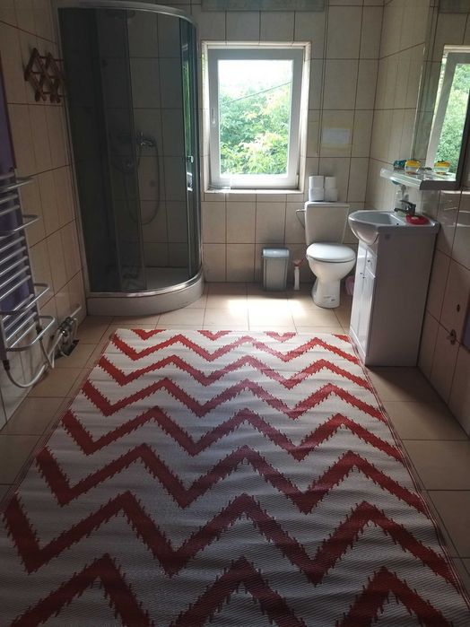 Domek wśród  zieleni  z  S A U N Ą,  Gor ą c ą  b a l i ą,   KOMINKIEM