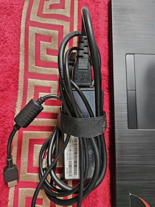Lenovo intel i5-5200u laptop plus torba