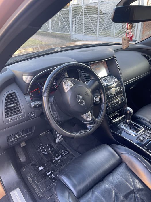 Infiniti FX50s  max opcja.