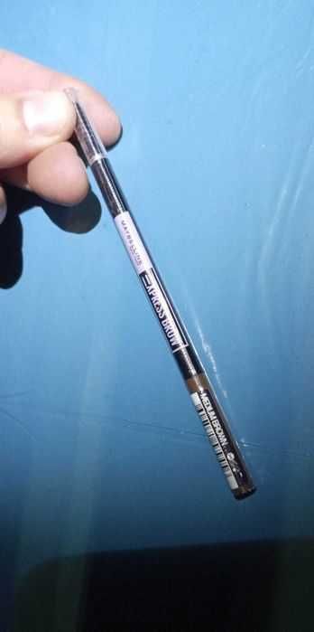 Maybelline Express Brow Dark Blonde kredka do brwi 2w1 0,71 g

13 zł