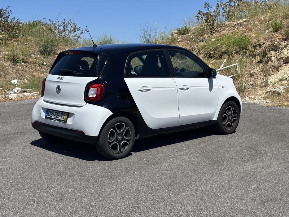 Smart Forfour 0.9 Turbo Automático 2019 com 74.943 km