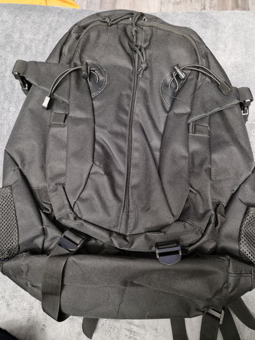 Plecak czarny używany