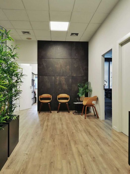 Salas em Escritório de Advogados para Arrendar (Sala n.º 1: €800,00 e Sala n.º 2: €600,00);