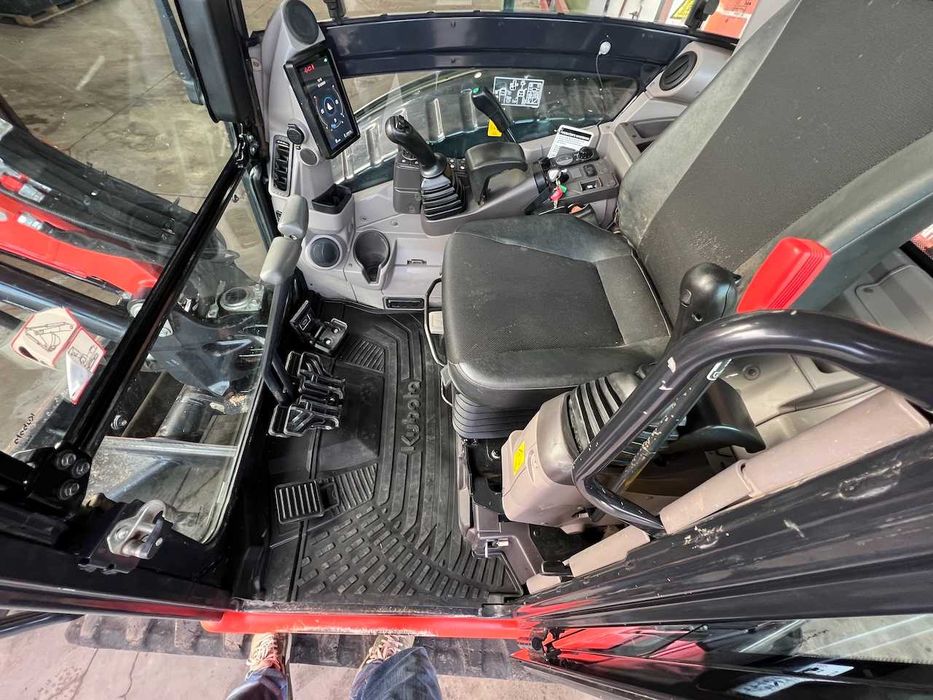 Мініекскаватор Kubota U50-5, 2022 р., 2220 м/г, 4 ковші | Kubota U50-5 Mini Excavator, 2022, 2220 Hours, 4 Buckets