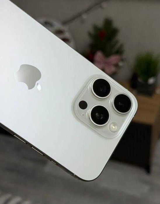 iPhone 15 Pro Max, 512 ГБ, SIM + eSIM