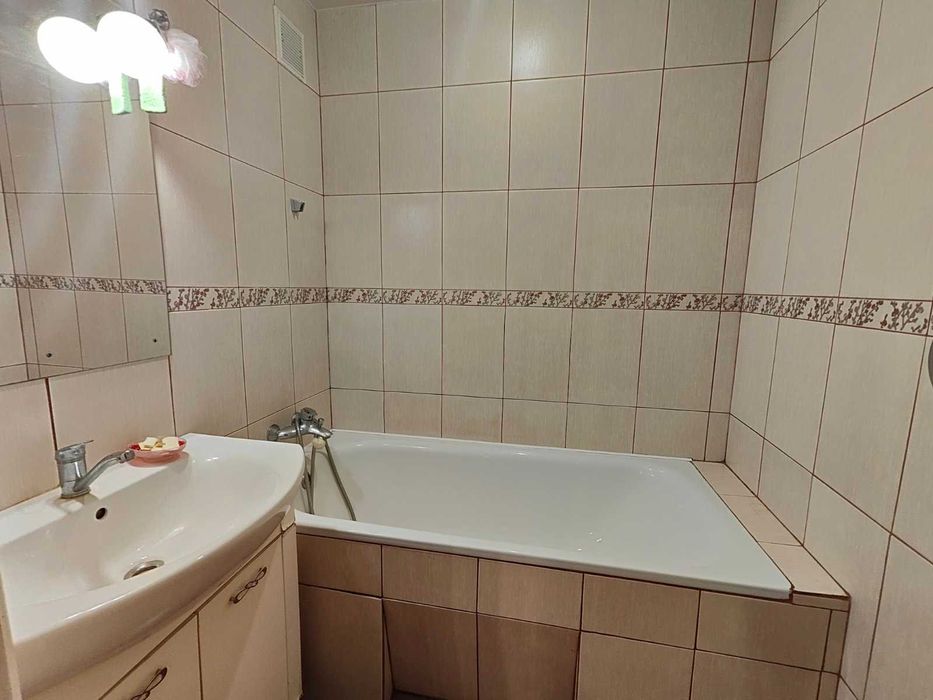 ПРОДАМ 3-х кінатну квартиру, Бородинськкий район , ТЦ Континент