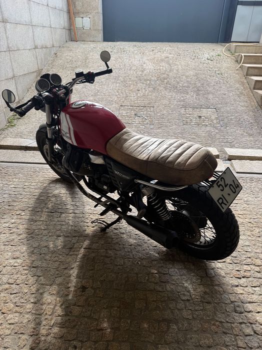 Moto GUZZI v7 II classic