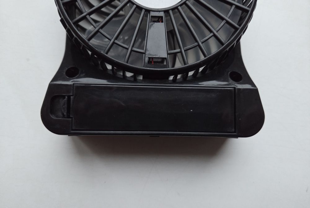 Вентилятор маленький