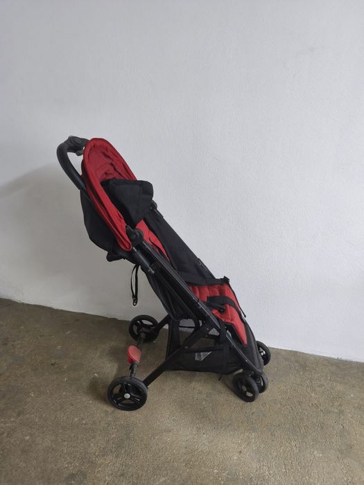 Carrinho de bebê de passeio