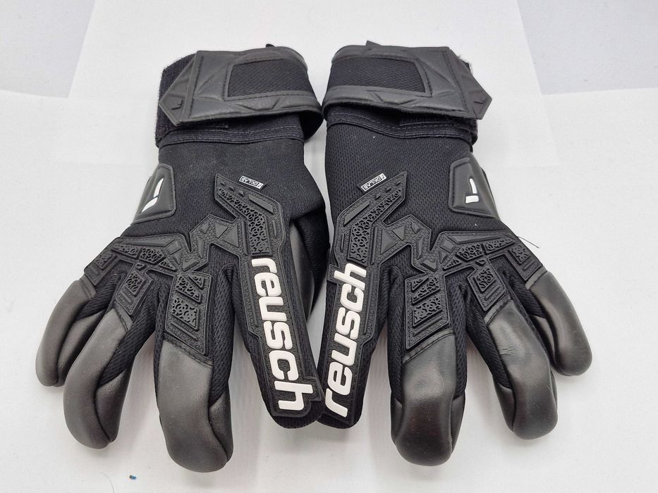 Rękawice bramkarskie Reusch Pure Goalkeeping