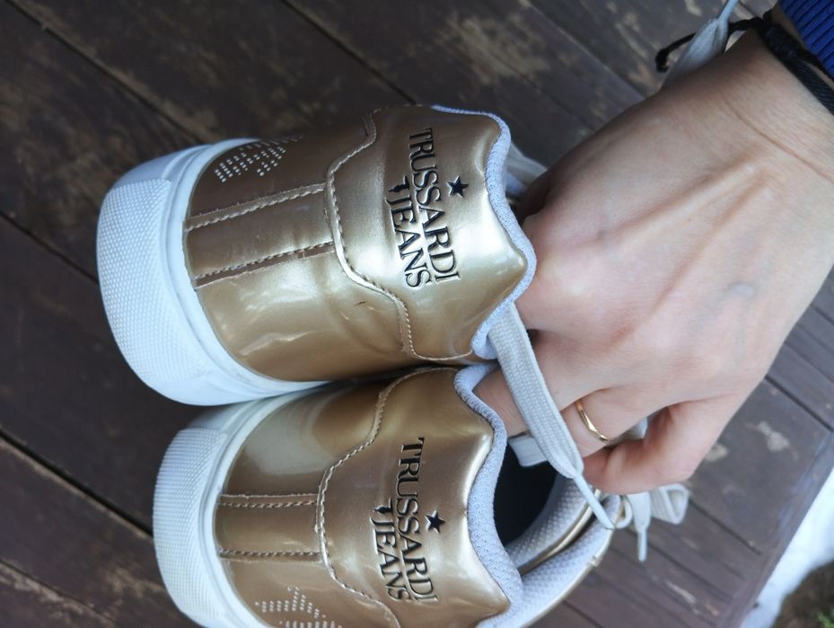 Sneakersy Tussardi Jeans 41 gold