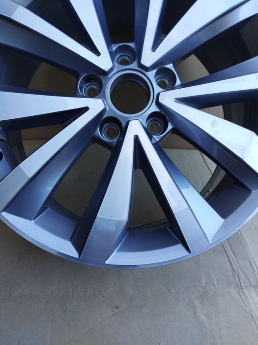 Felga aluminiowa VW T-ROC 17cali oryginał