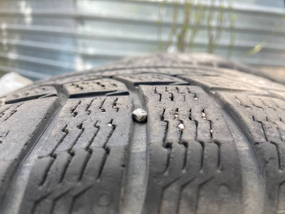 Nokian WR4 зима 235/45 R18
