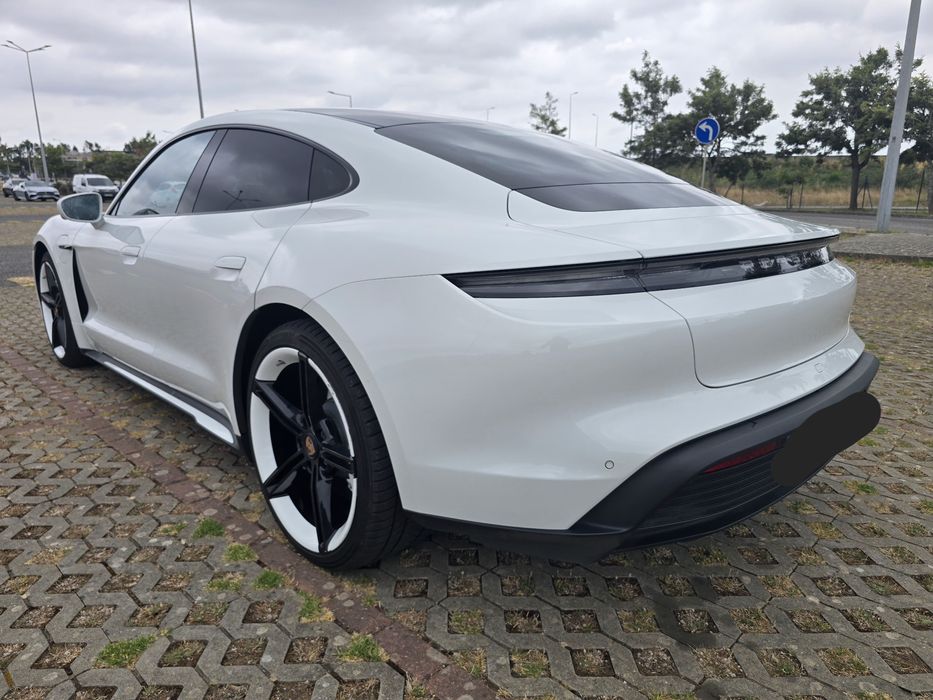 Porsche Taycan — fotografia 6