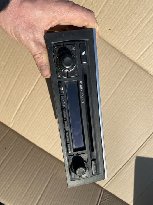 Audi a4b6 radio bez kodu