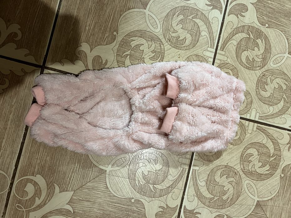 Продам костюмчики для маленьких песиків