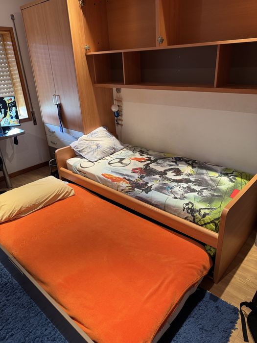 Cama de Solteiro em Pinho Maciço com Cama Extraível + 2 Colchões