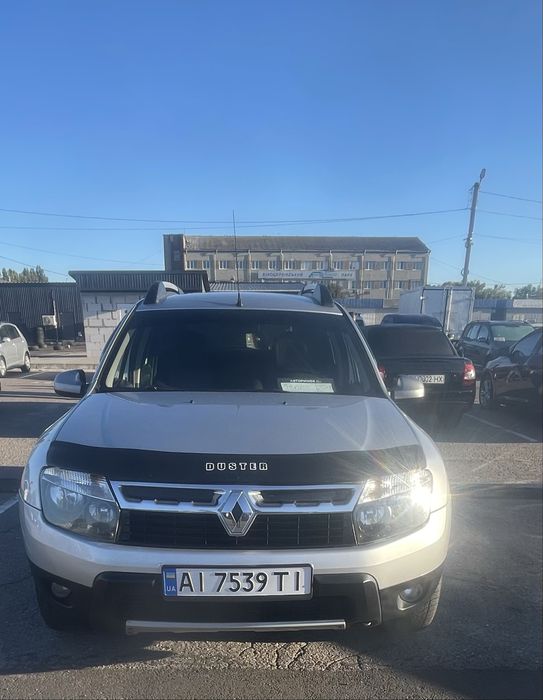Renault    Duster