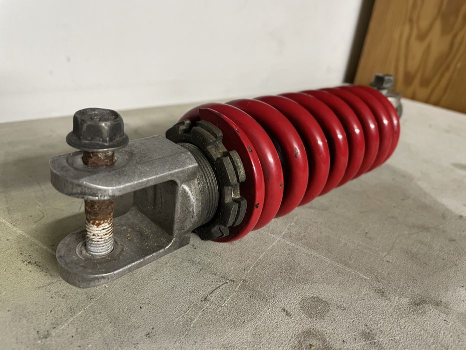 Amortecedor tras Suzuki TL1000S