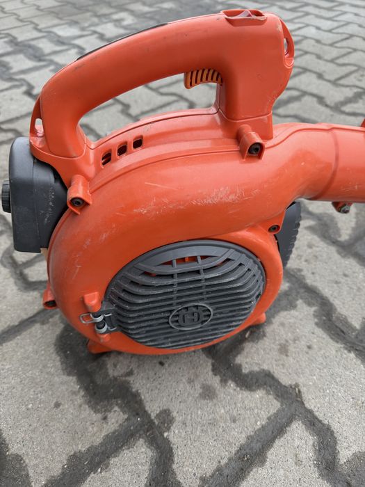 Husqvarna 125B dmuchawa spalinowa