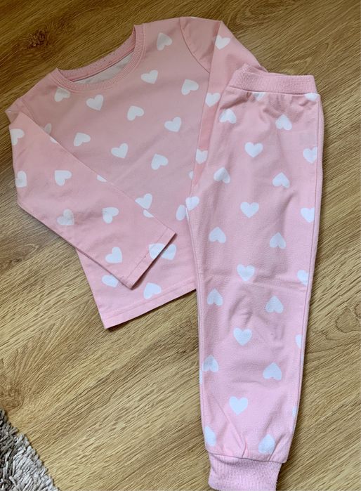 Продам костюмчик F&F, 3-4рочки, ціна 300грн