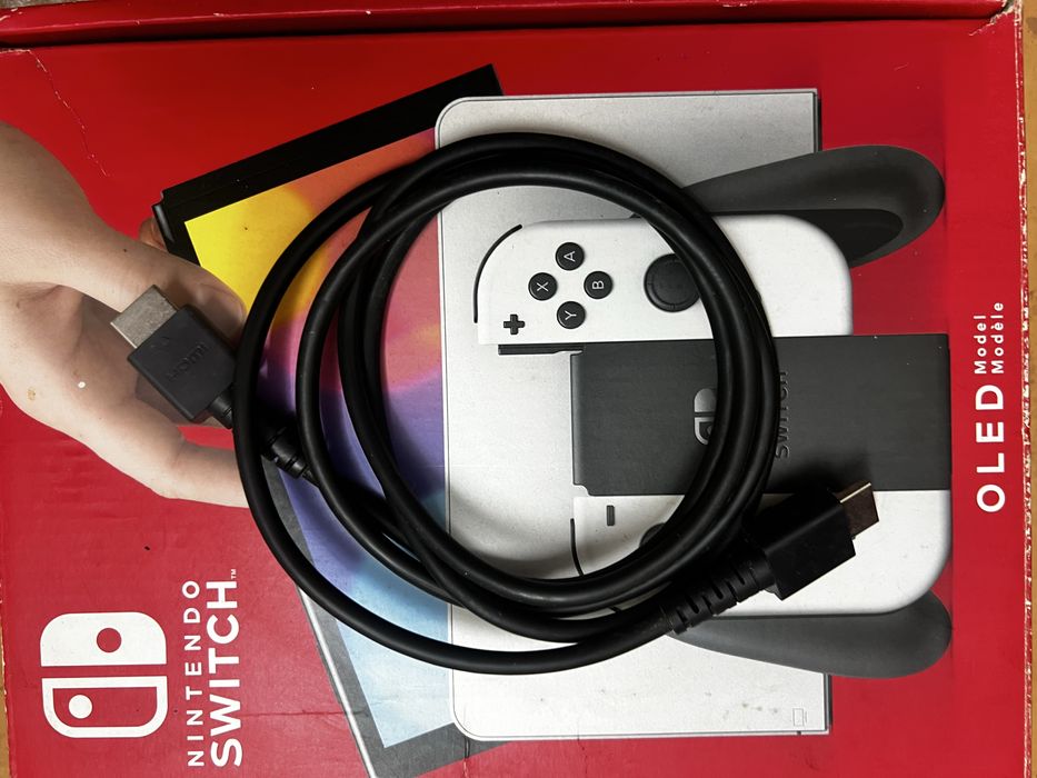 Nintendo Switch Oled + Micro SD 128GB