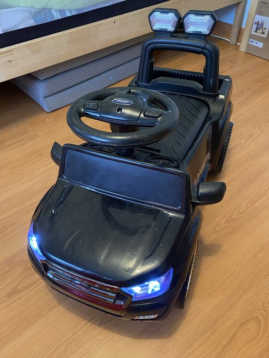 Viatura Infantil com Led