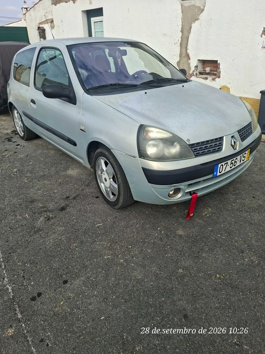 Clio2 1.5dci comercial