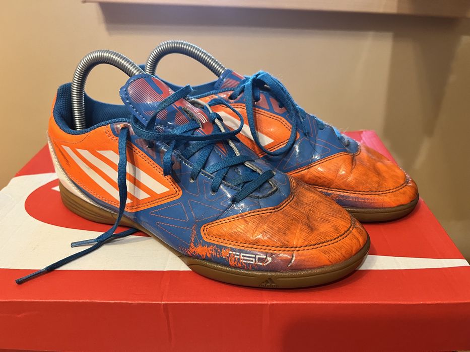 Buty Piłkarskie Adidas Halówki