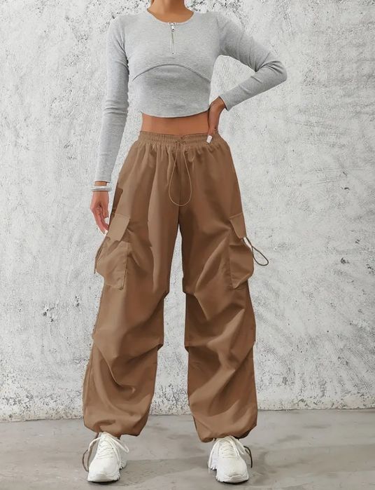 Жіночі штани карго