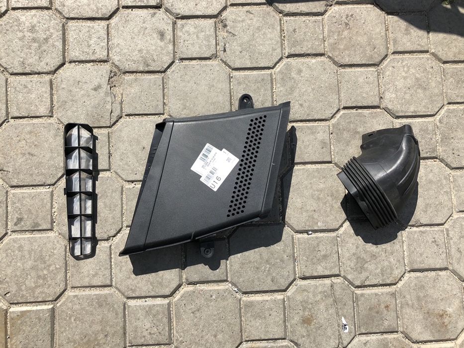 Audi A4 A6 A5 Q5 2.0 tfsi корпус фільтра 8K0133837BJ