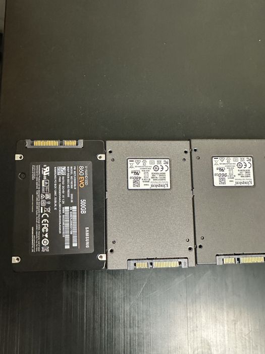 Ssd  диски 3 штуки.