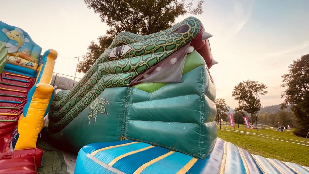 Dmuchaniec, zamek dmuchany, połykacz