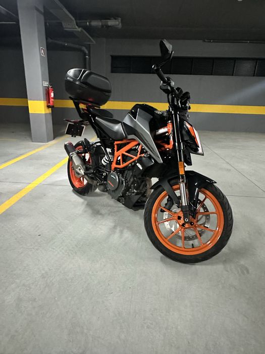 KTM DUKE 390 - Ano 2021