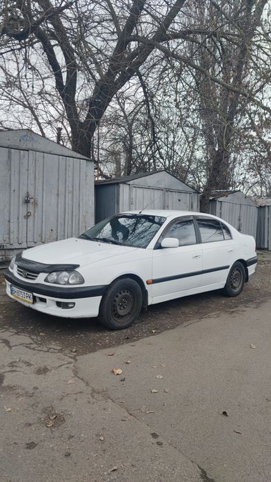 Toyota avensis t22