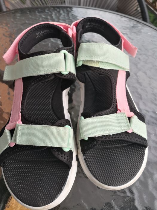 Sandały Sinsay rozm 36