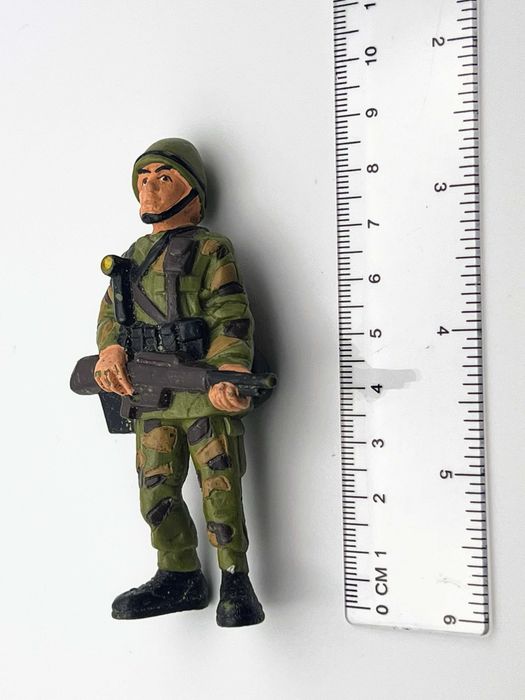 Soldado Camuflado (9 cm) Figura de Coleção Bullyland (Made in Germany)