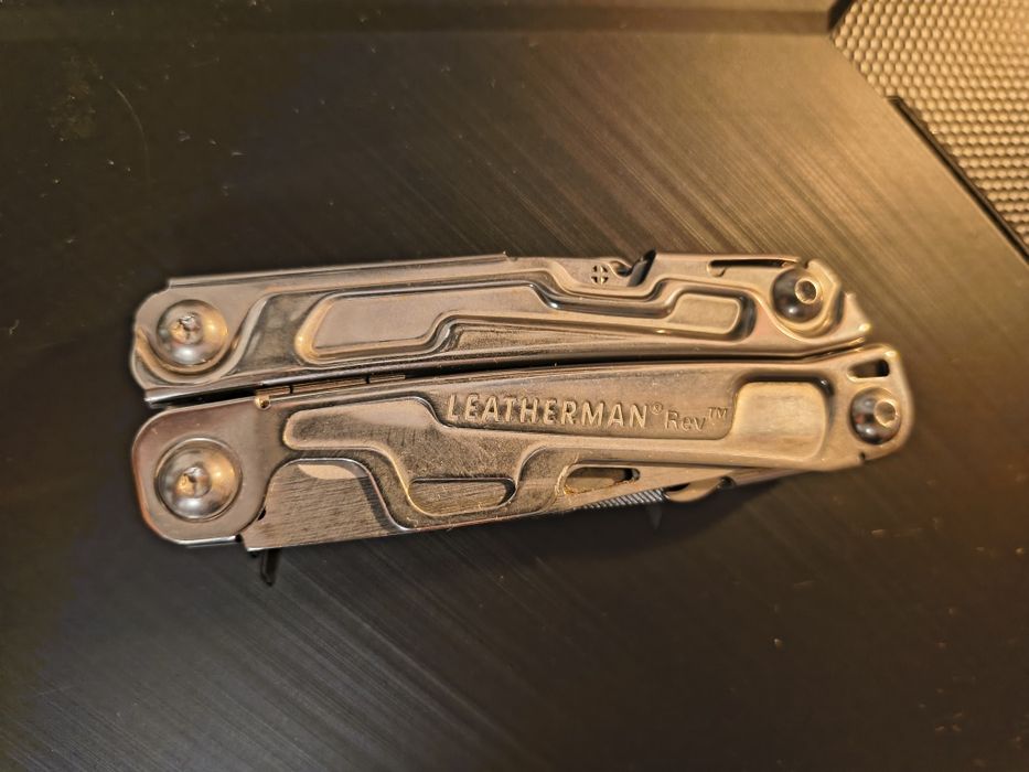 multitool Leatherman Rev