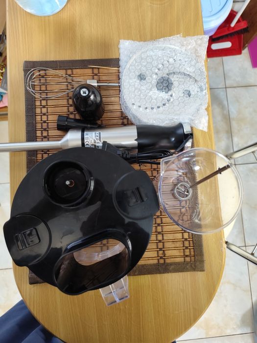 Продам блендер Z.e.p line zp-797 1500вт 7в 1 черный.