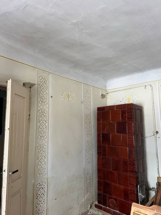 Будинок з ділянкою 15 соток біля Львова