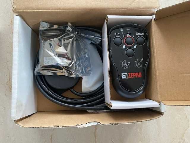 Zestaw sterowania do windy bezprzewodowej Zepro – pilot + sterownik