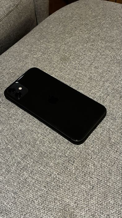 Apple iPhone 11 64 GB Czarny – bardzo dobry stan