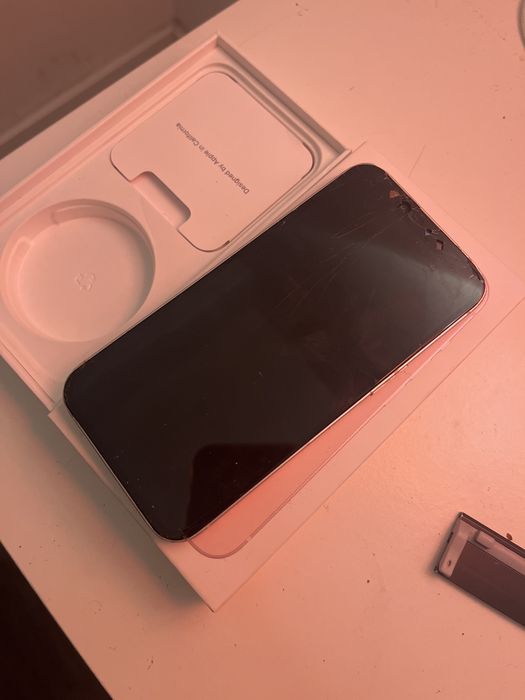 Iphone 13 ( não funcional)