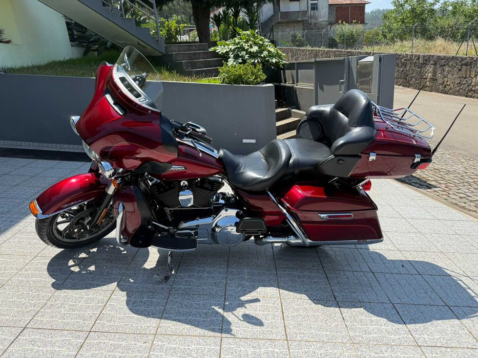 Harley-Davidson Electra Glide Ultra 2016 motor Twin Cam 103