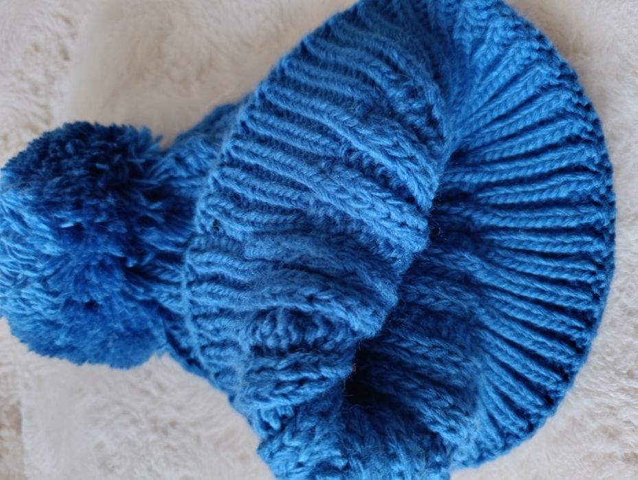 Шапка зимова в'язана