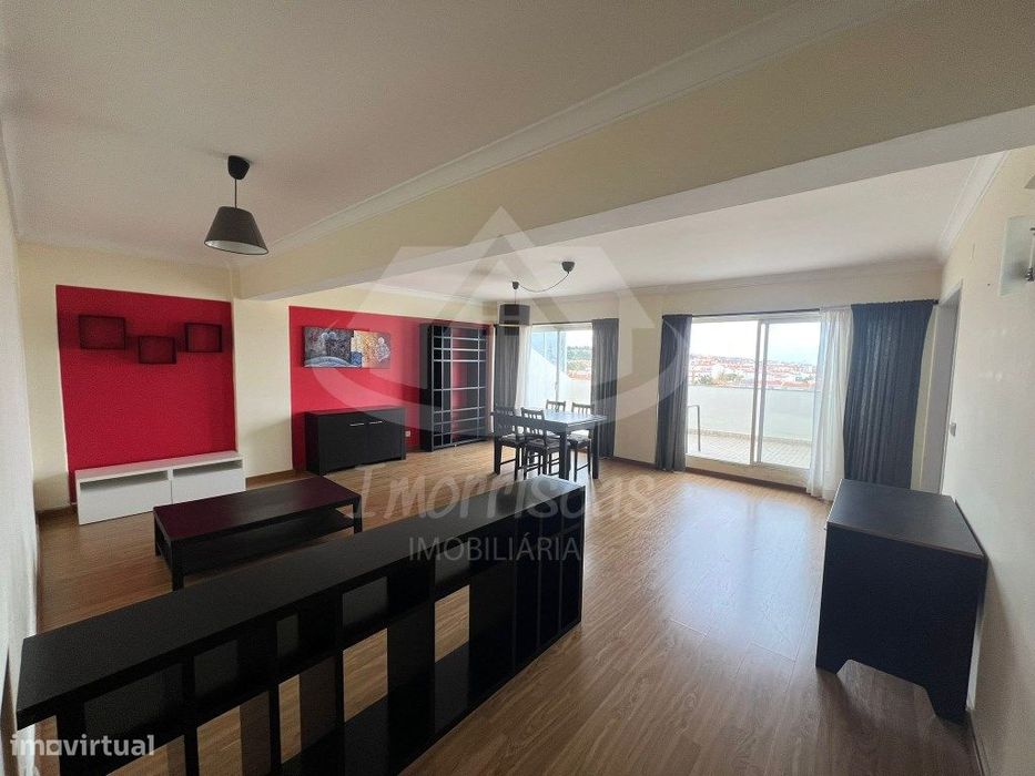 Atelier T1+1 com varanda na Quinta dos Caniços, Póvoa de Santa Iria