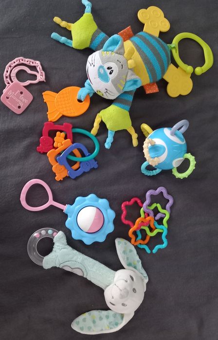 Grzechotka, zawieszka na smoczek, kotek do wózka