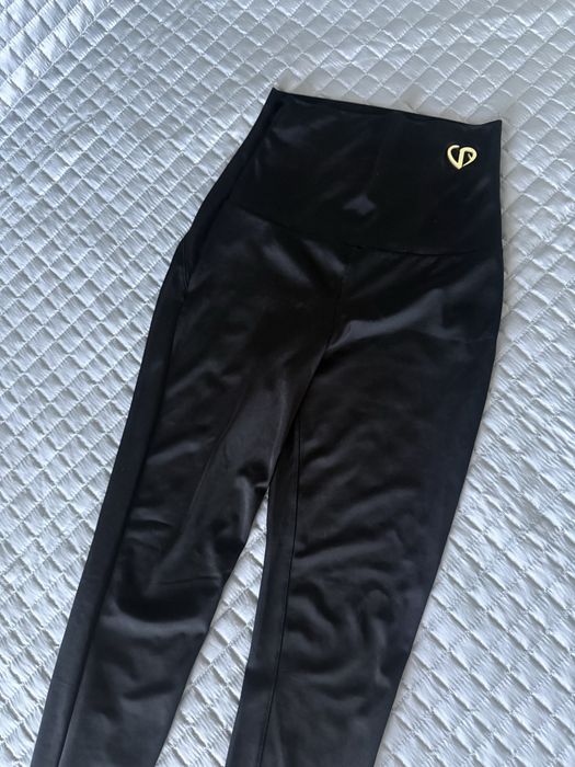 Legginsy Loveya 36 s czarne spodnie poszukiwane Sanah